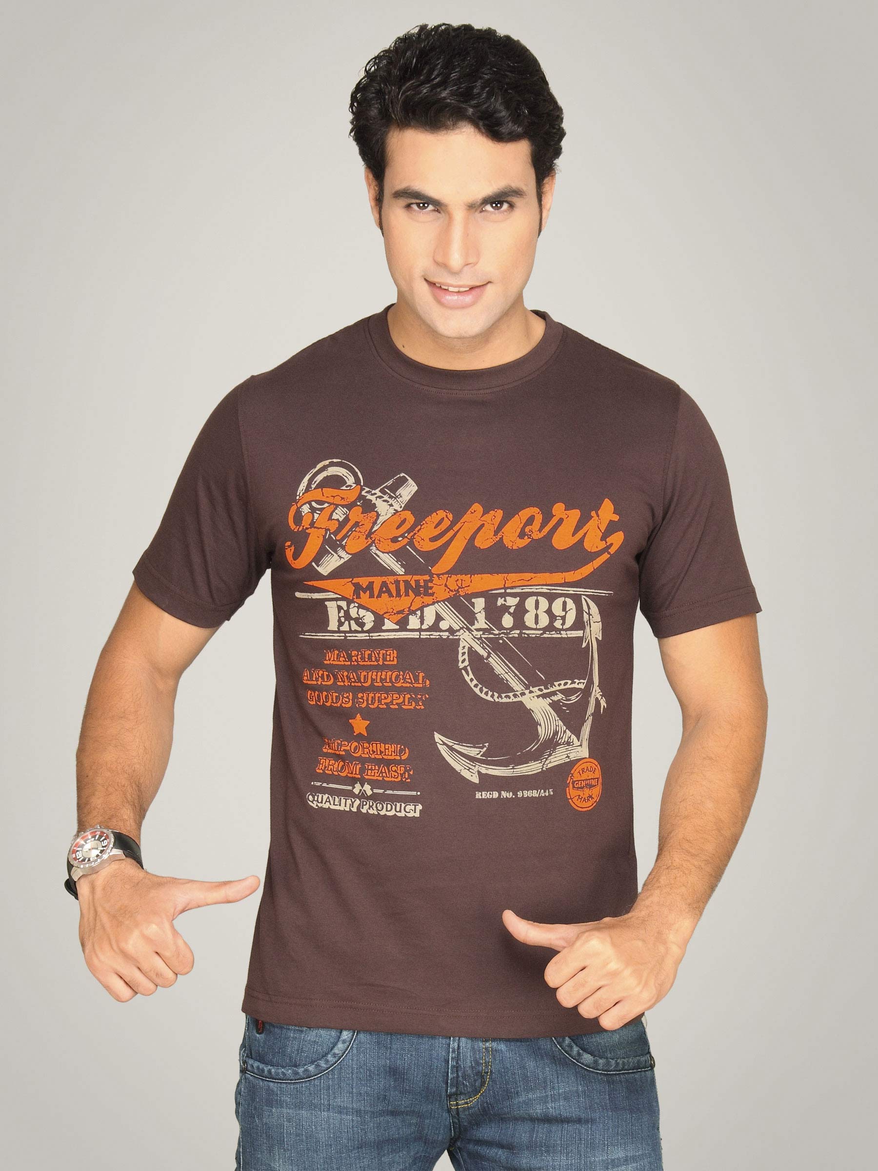 Locomotive Men's Round Neck Brown T-shirt