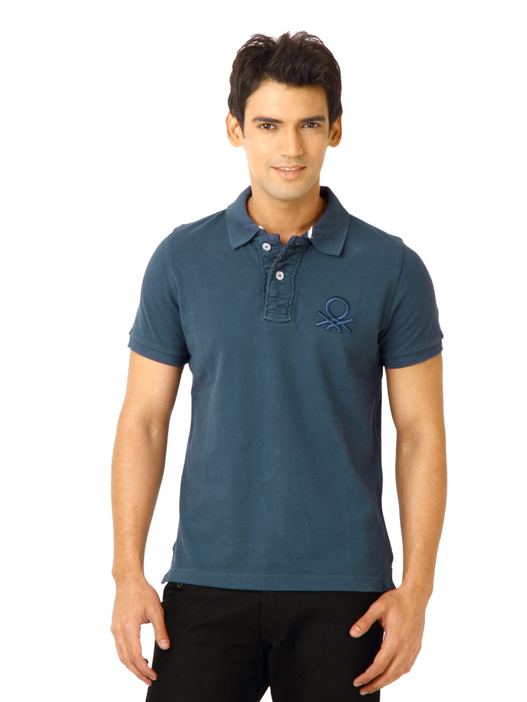 United Colors of Benetton Men Solid Polo Blue Tshirts