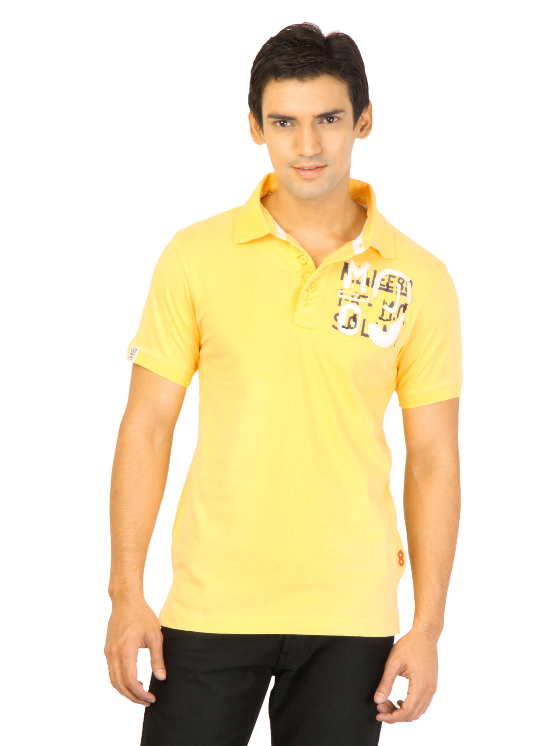 Lee Men Solid Yellow T-shirt