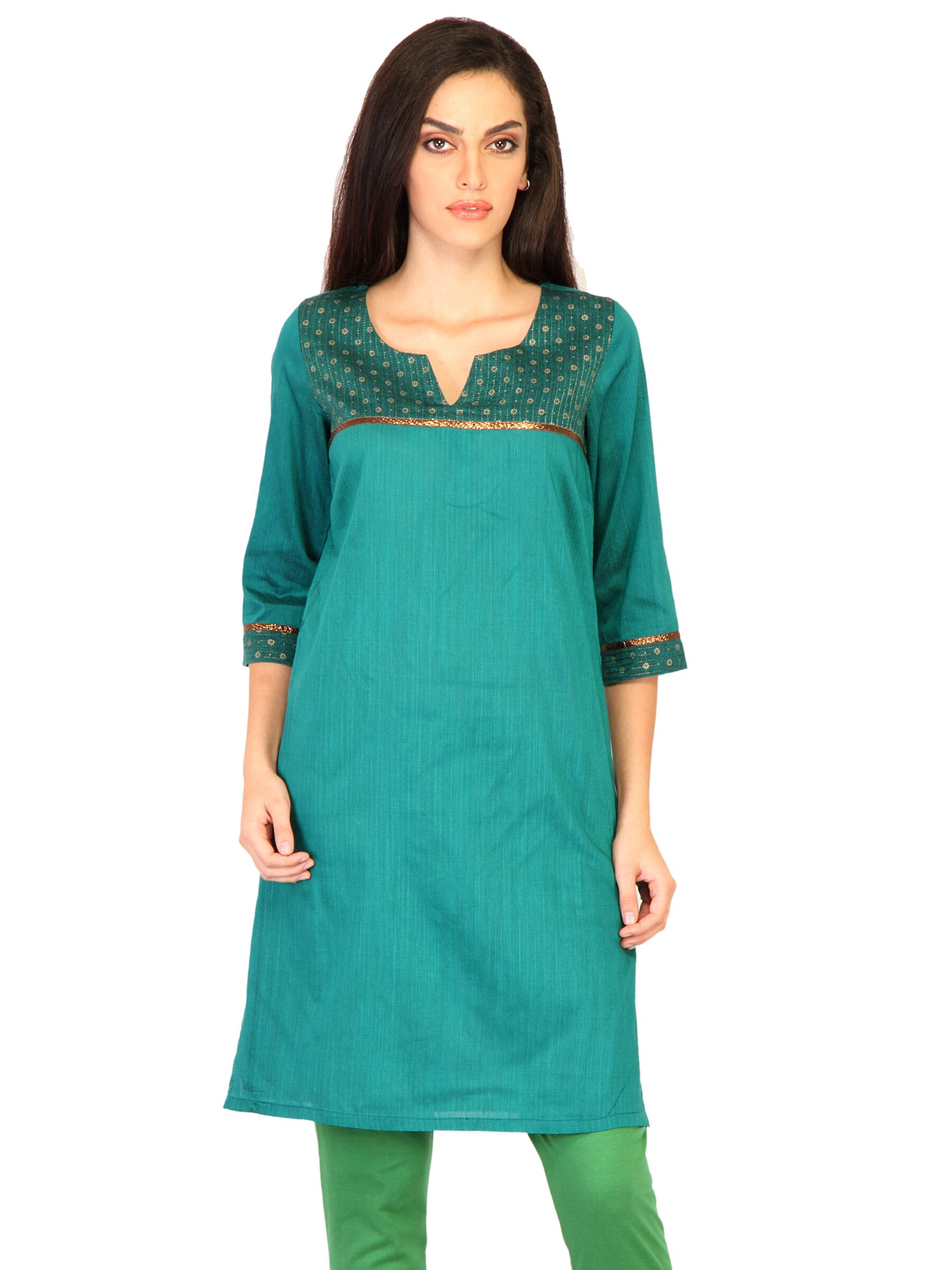 Aurelia Women Solid Green Kurtas