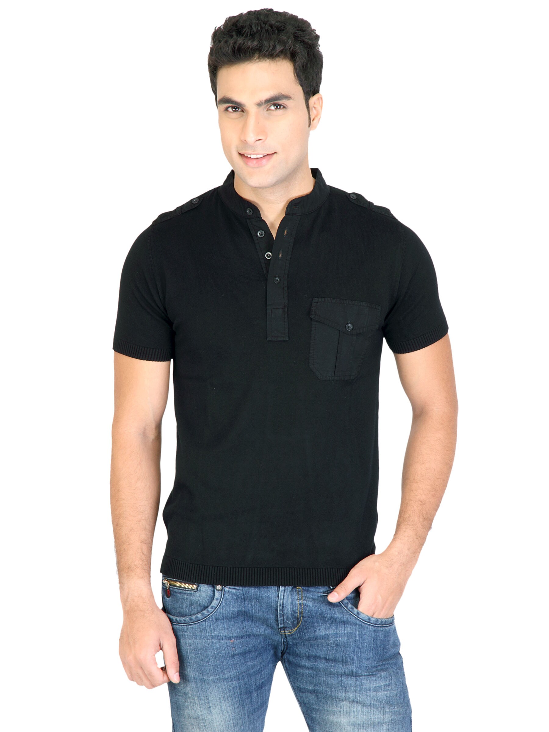 United Colors of Benetton Men Short Black T-shirt