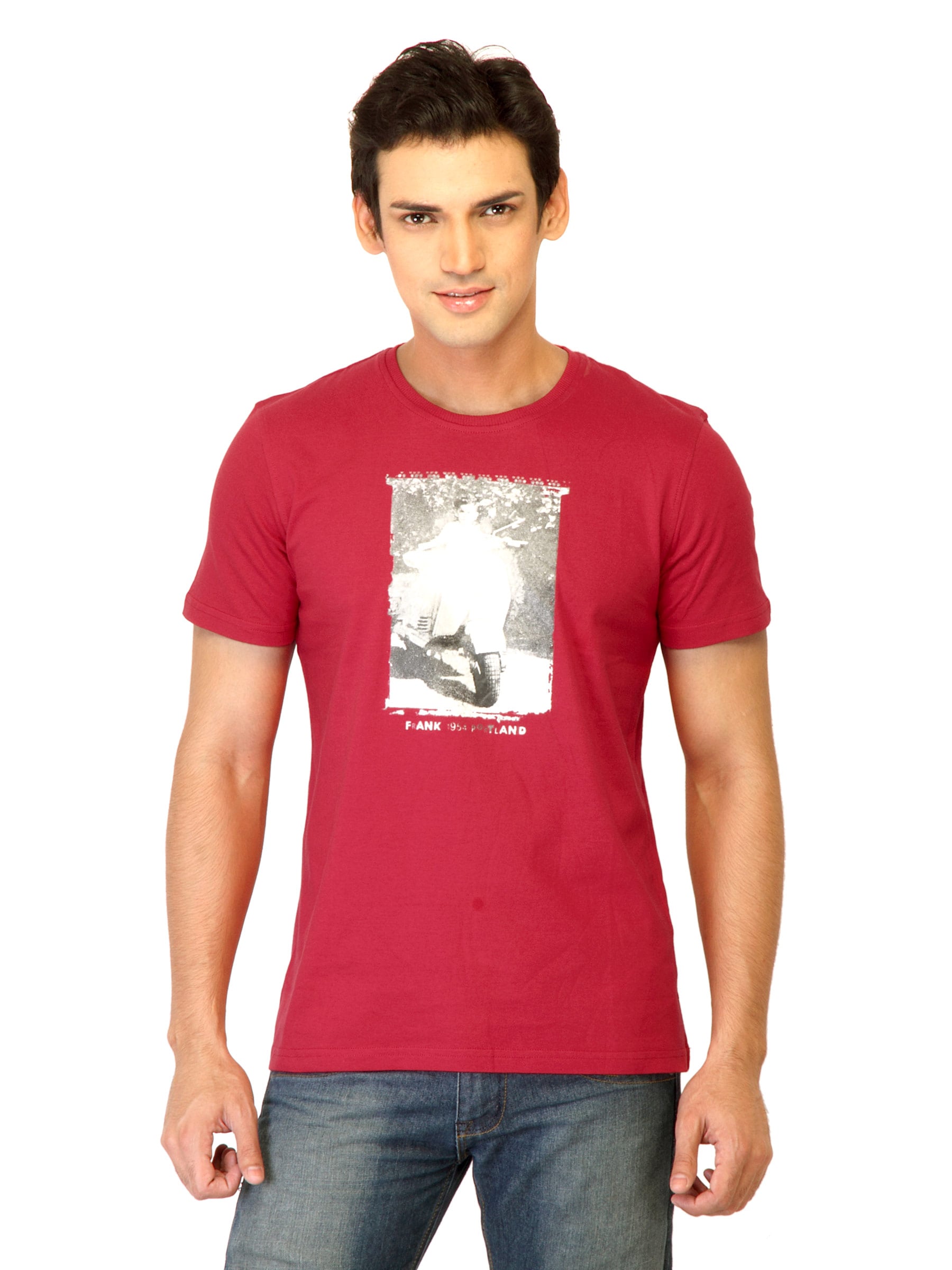 United Colors of Benetton Men Printed Red Tshirts
