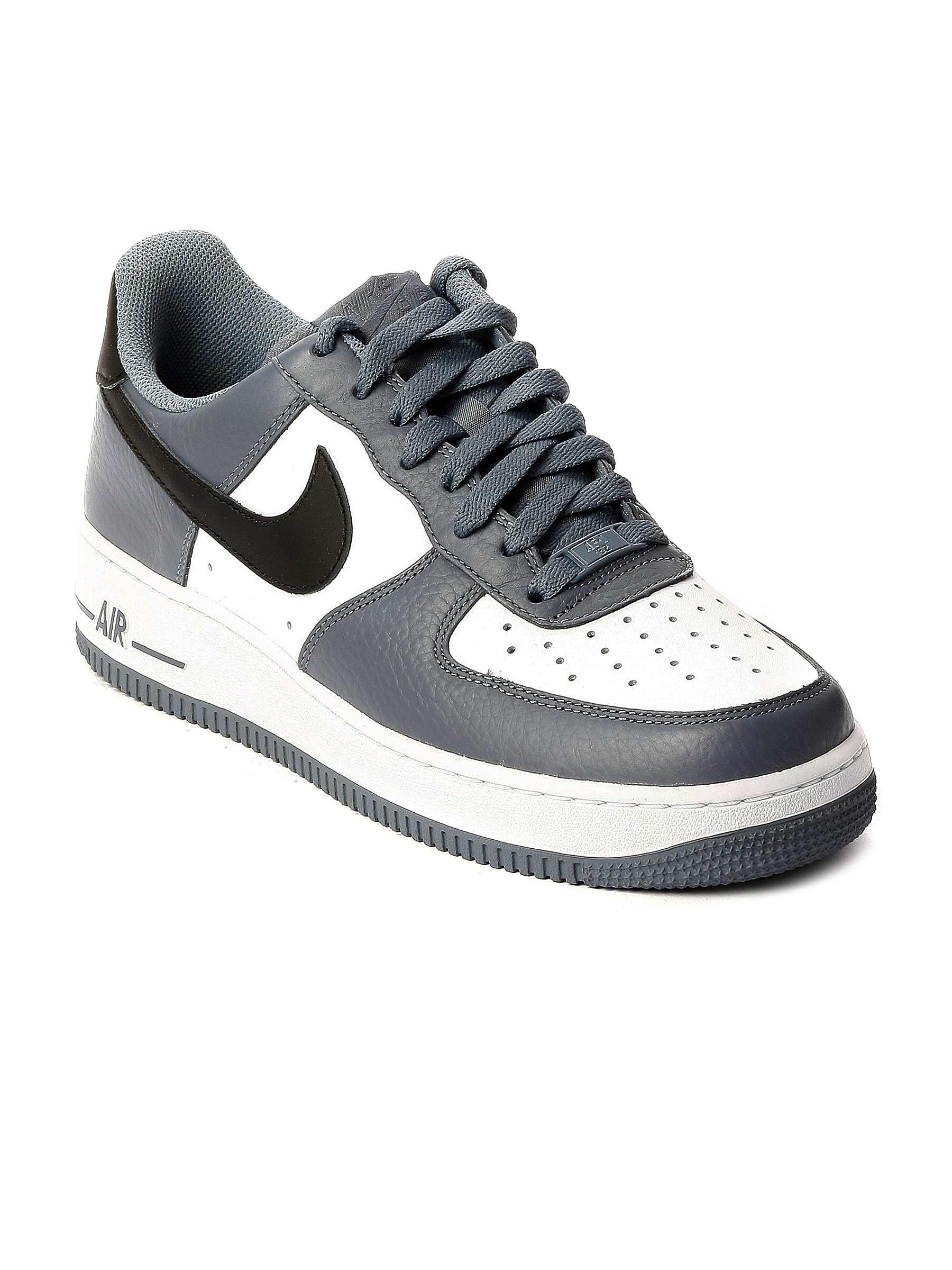 Nike Men Air Force 1 '07 White Casual Shoe