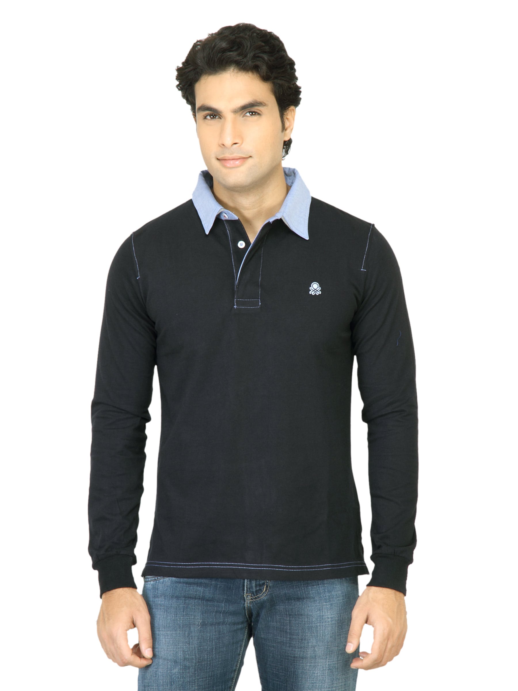 United Colors of Benetton Men Solid Navy Blue TShirt