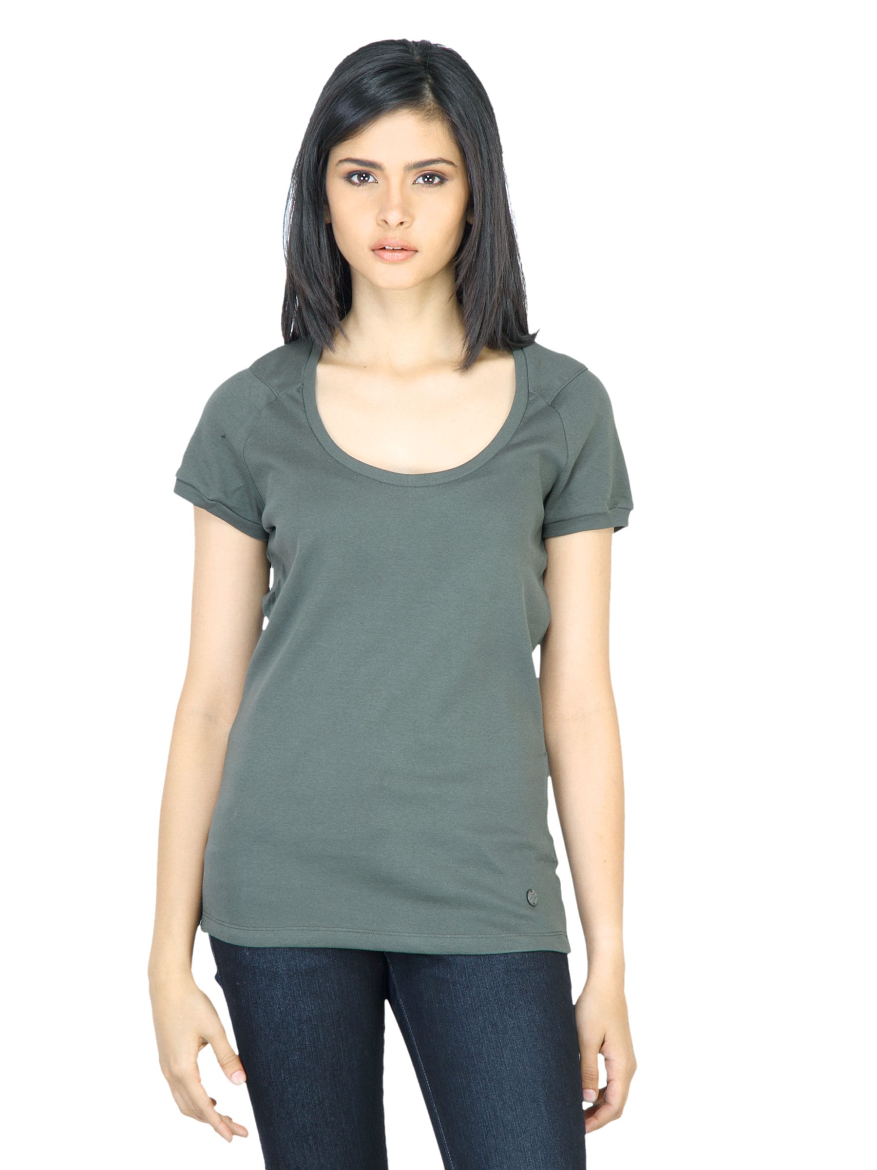 United Colors of Benetton Women Solid Olive T-shirt
