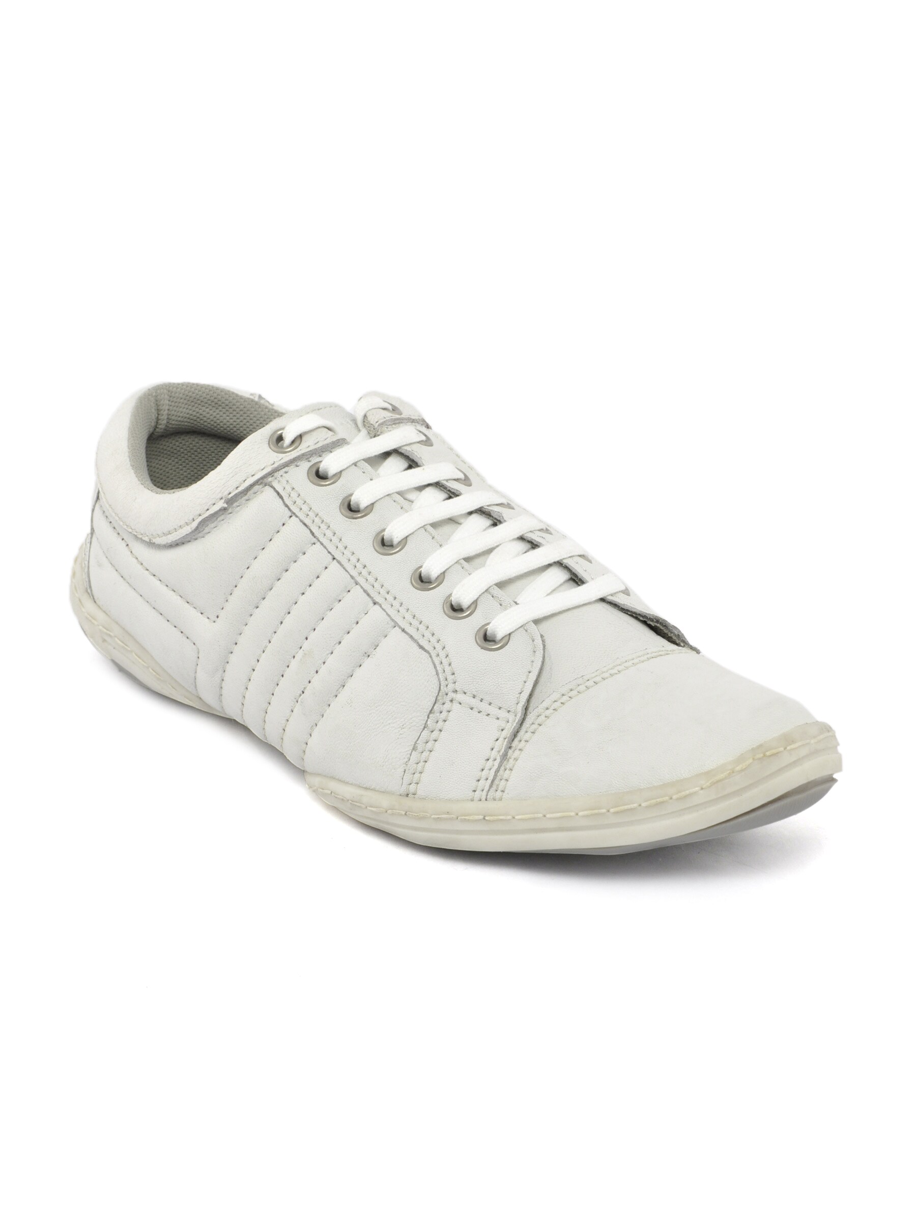 Red Tape Men Casual White Shoes