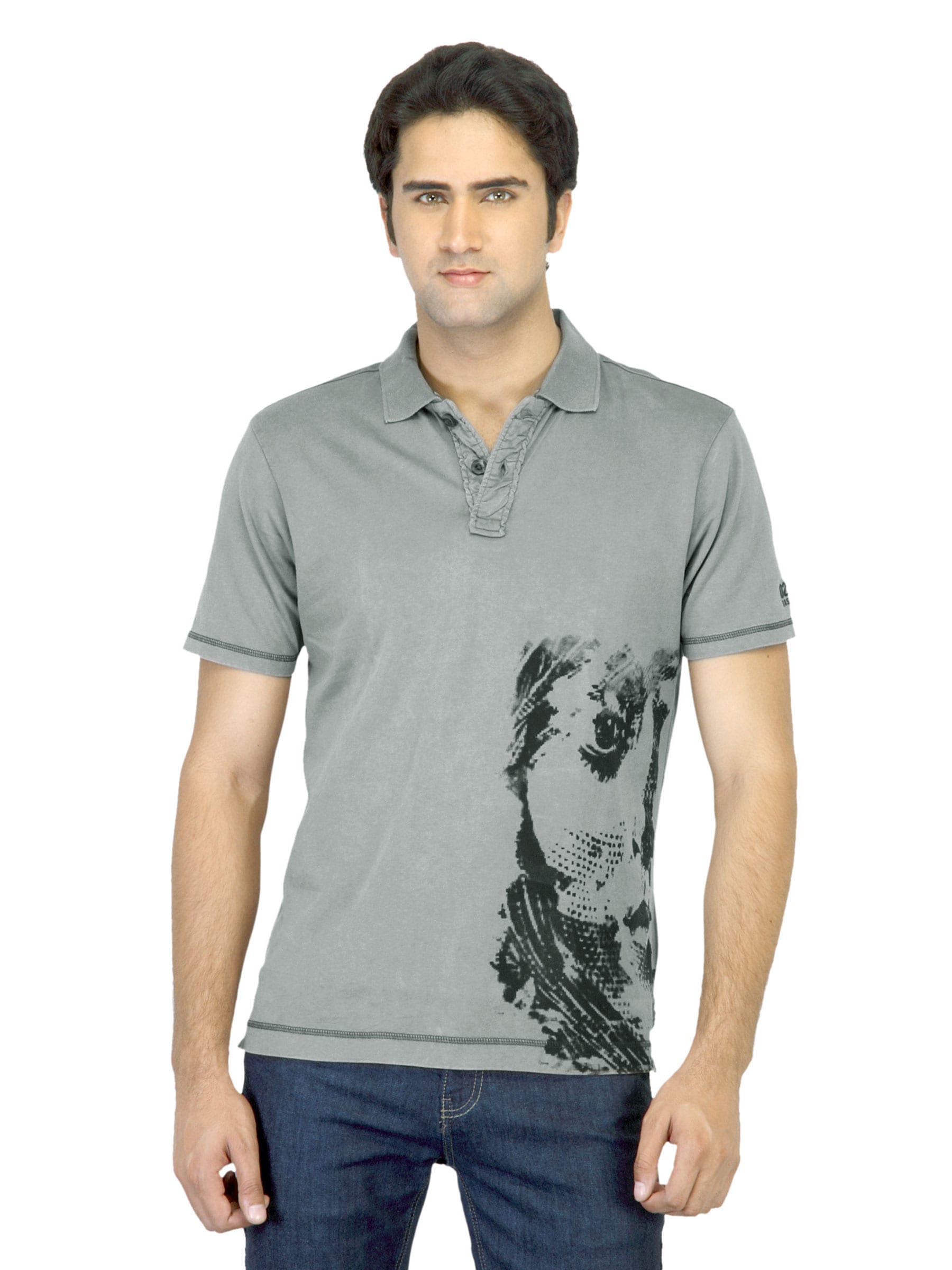 Basics Men Grey Printed T-shirt