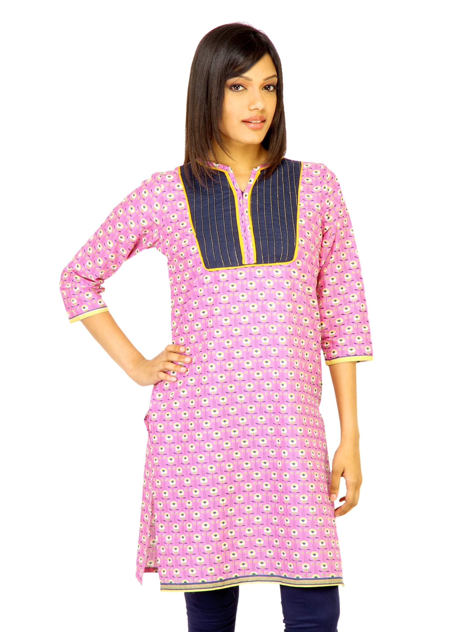 Vishudh Women Printed Pink Kurta