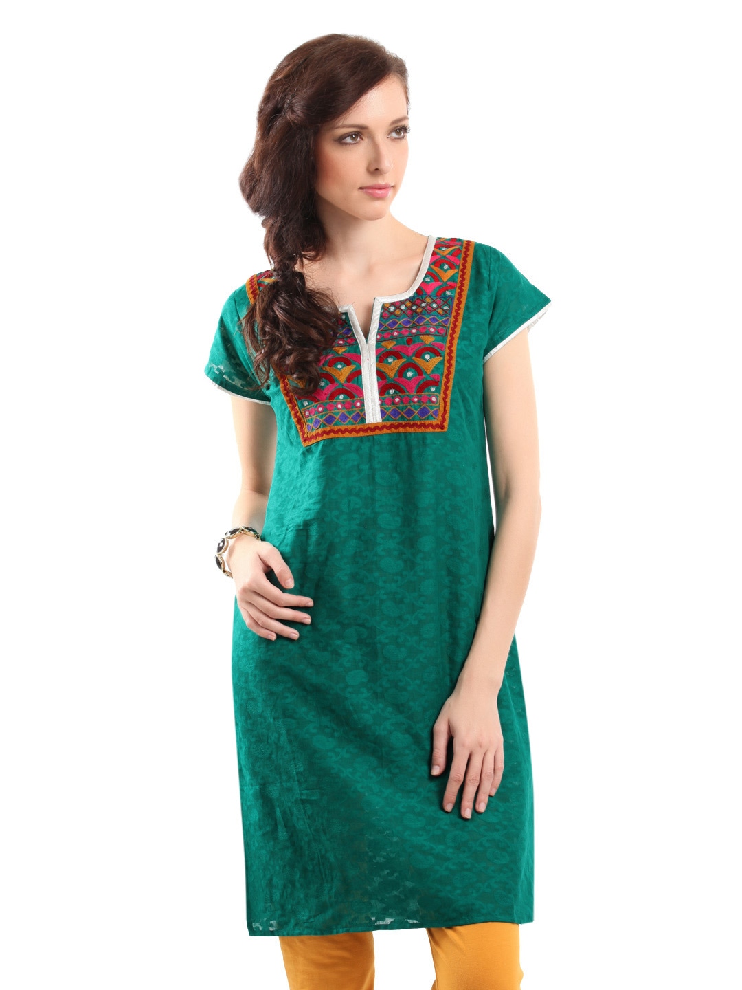 Vishudh Women Green Kurta