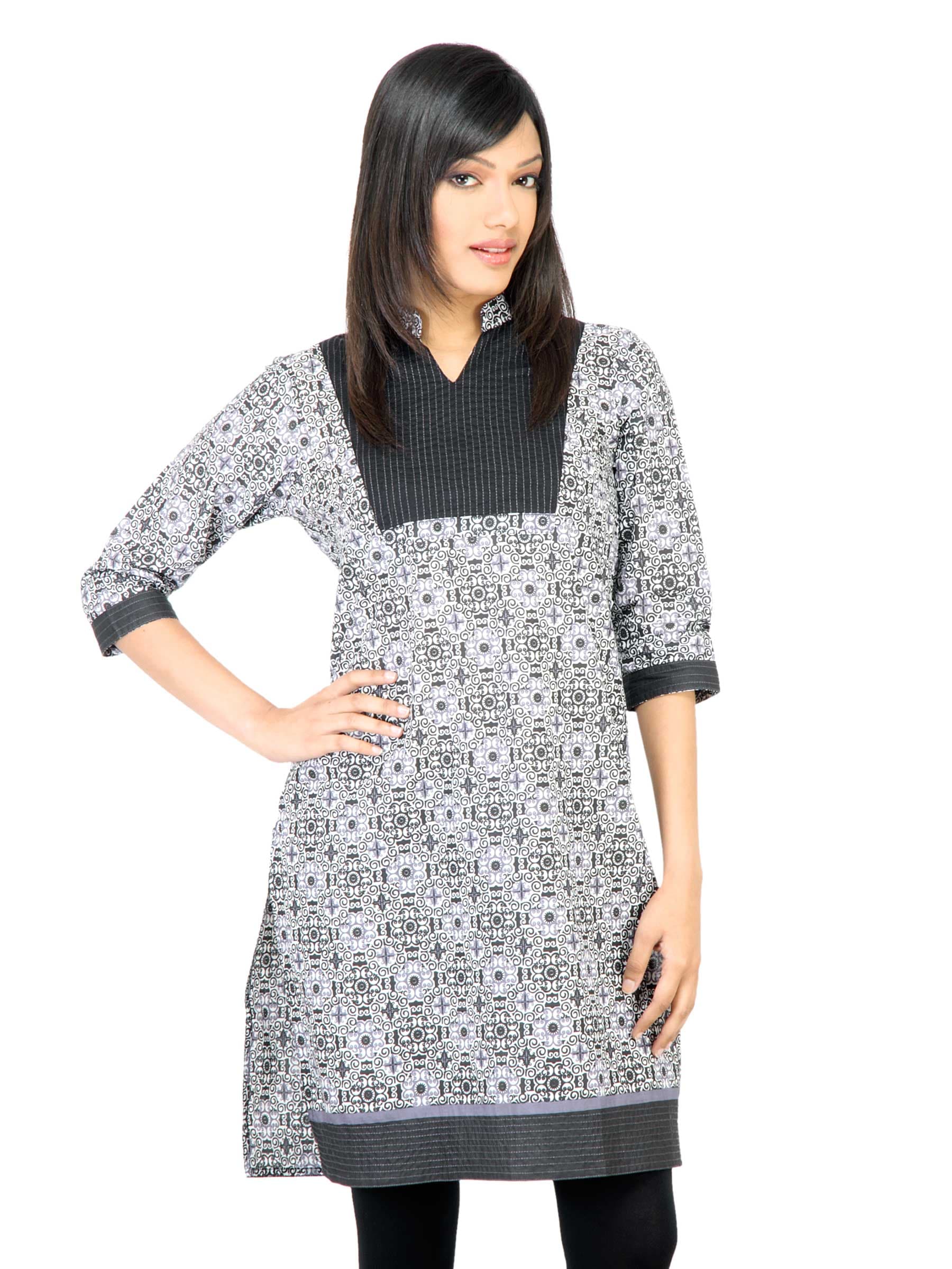 Vishudh Women Printed Dark Grey Kurta