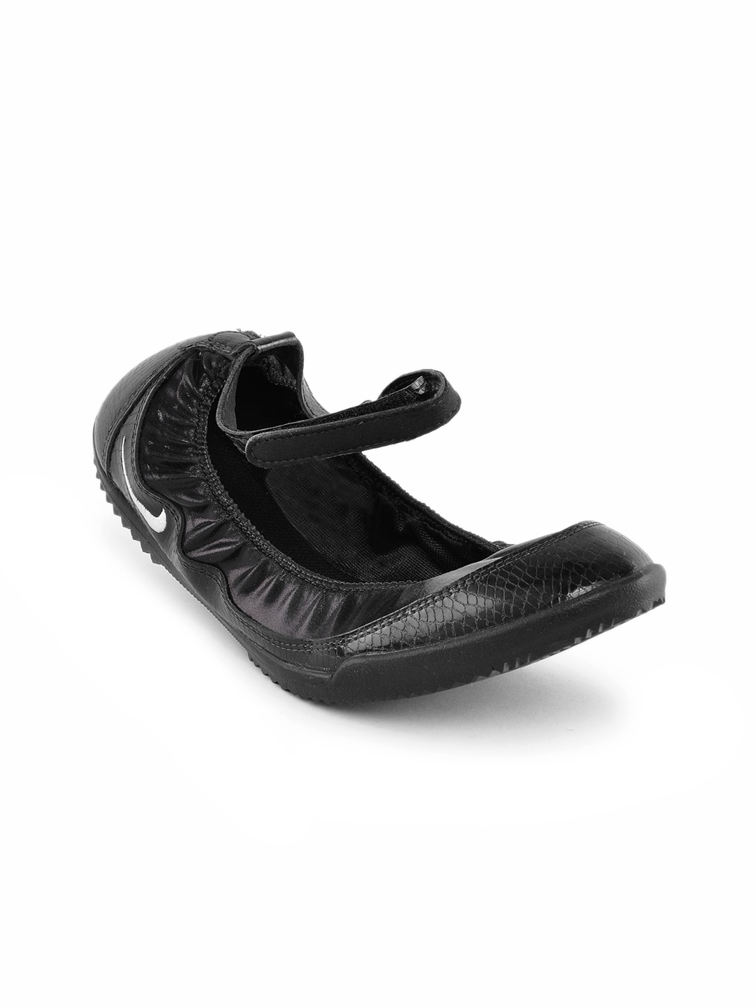 Nike Women Black Tenkay Shoes