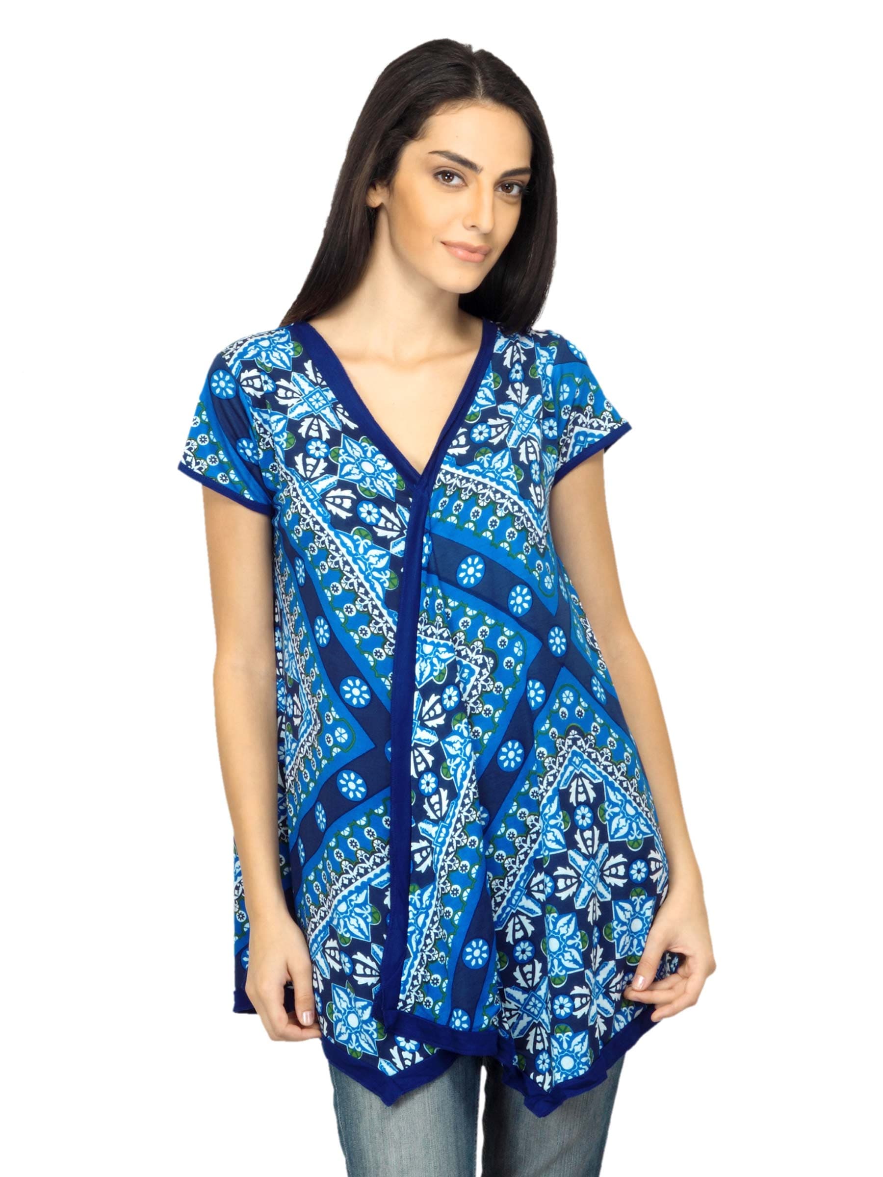 Scullers For Her Printed Blue Tops