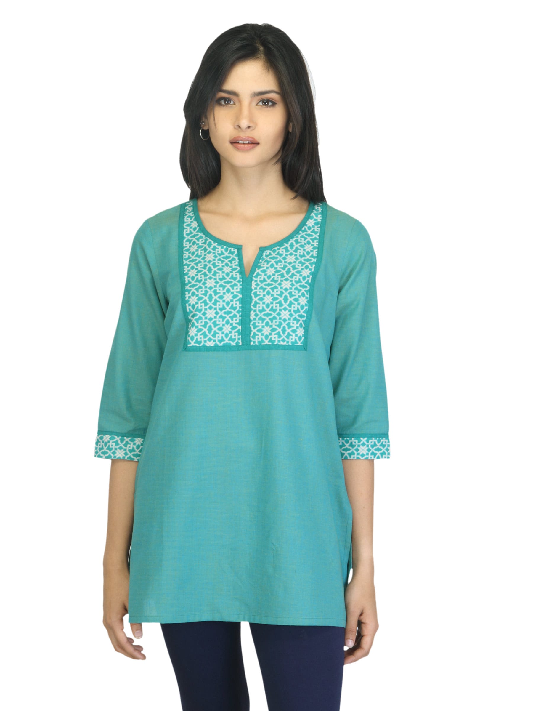 Aurelia Women Printed Green Kurti