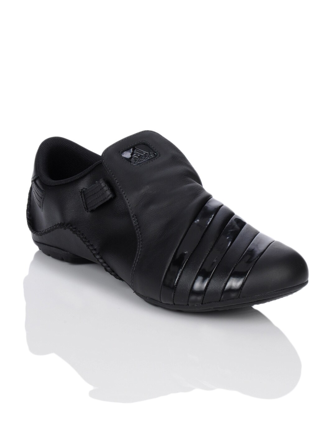 ADIDAS Men Mactelo Black Sports Shoes
