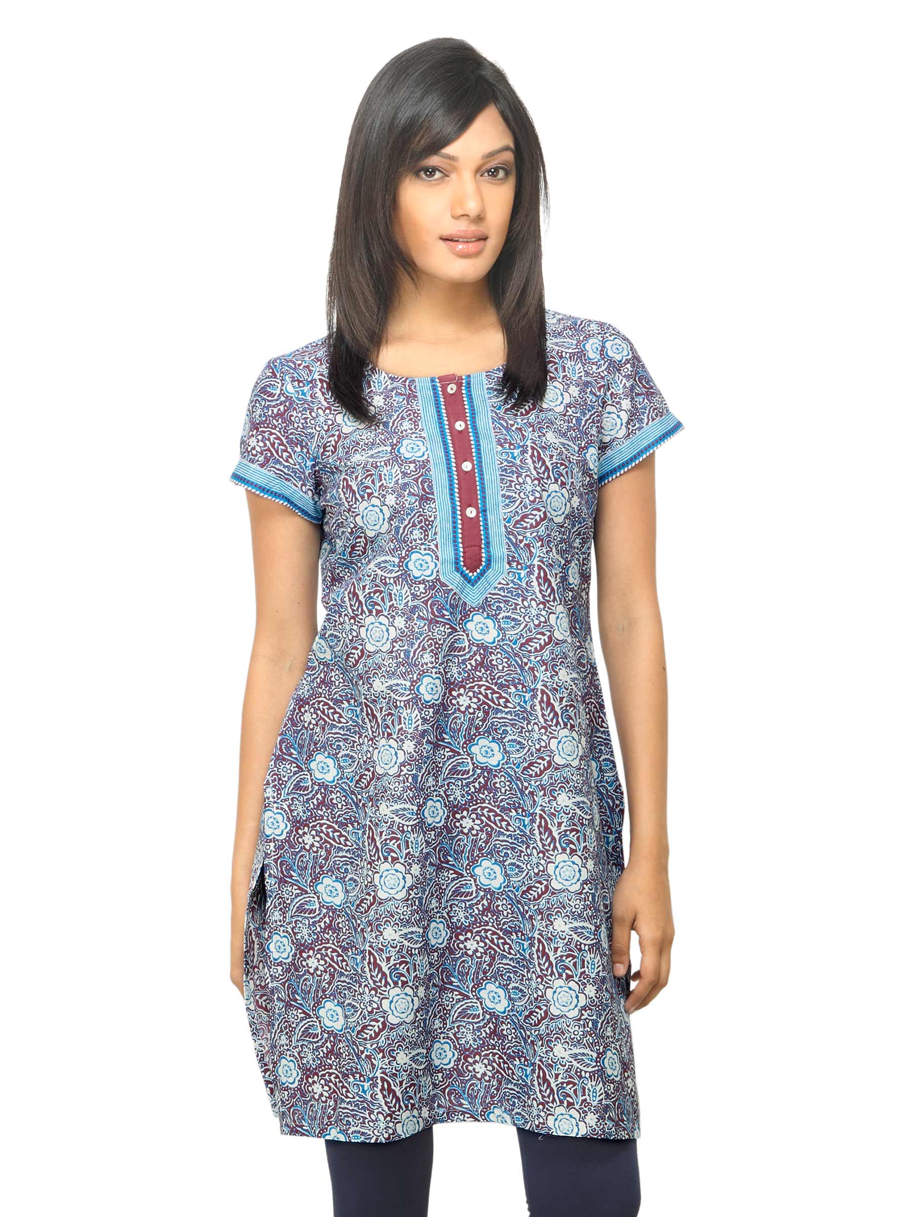 Aurelia Women Printed Red Kurta