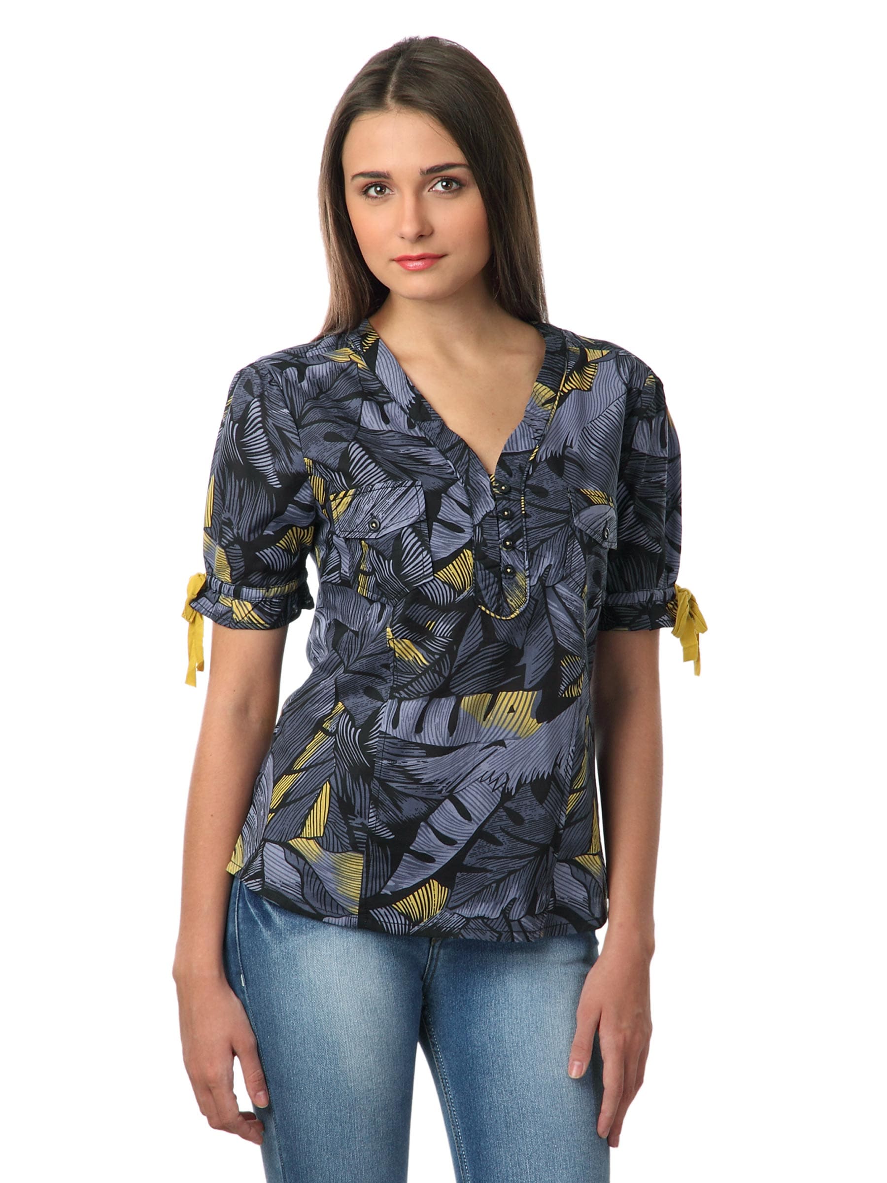 Latin Quarters Women Blue & Black Tops