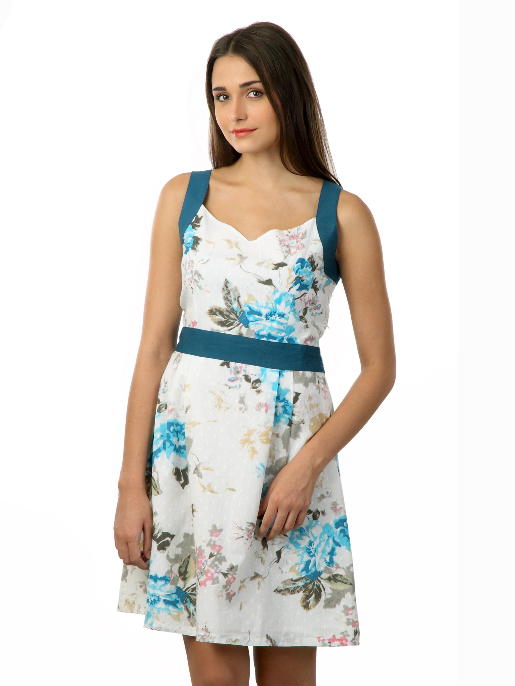 Latin Quarters Women White & Blue Printed Dress