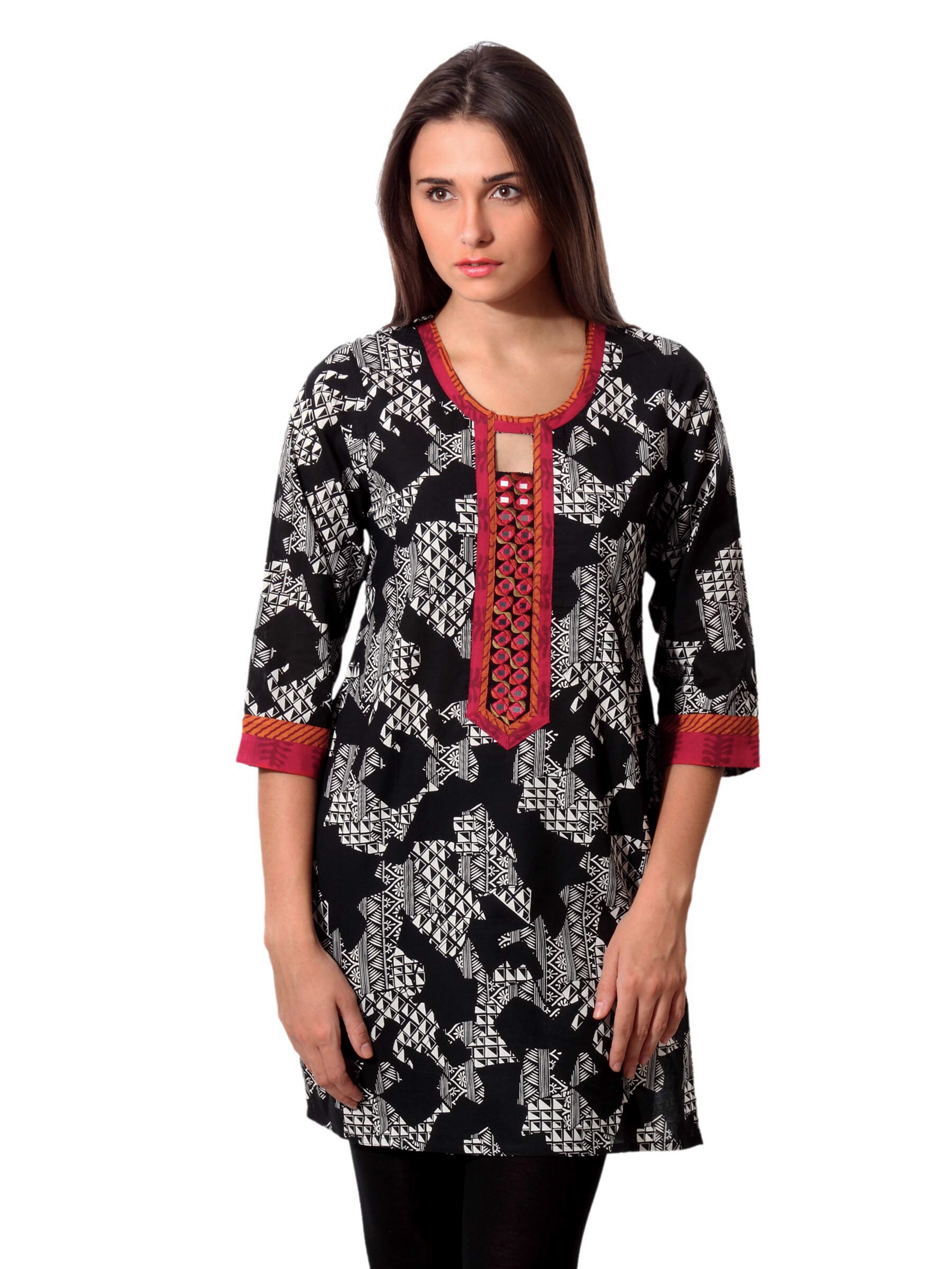 Aneri Women Black & White Printed Kurta