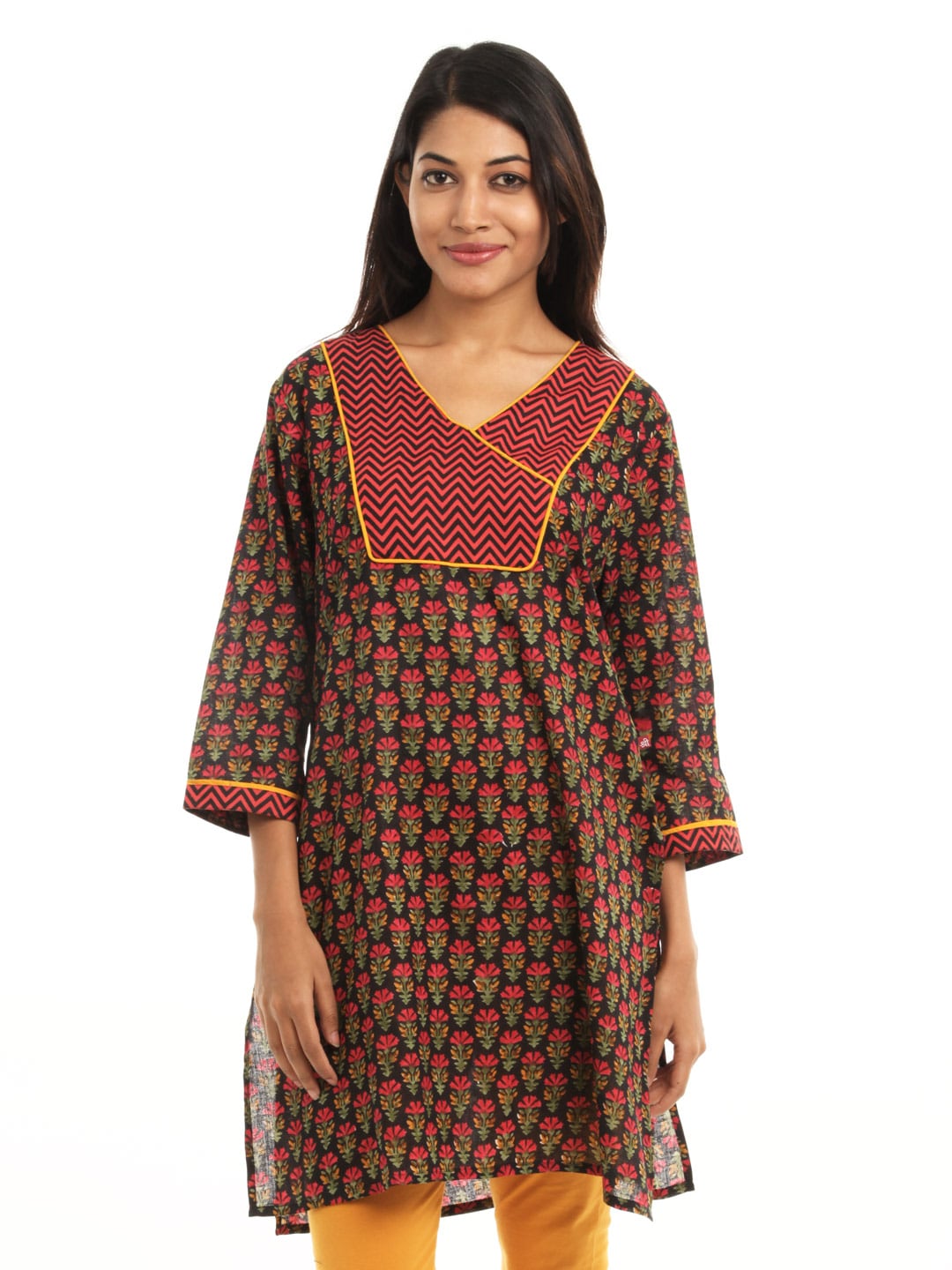 Shree Women Black & Red Kurta