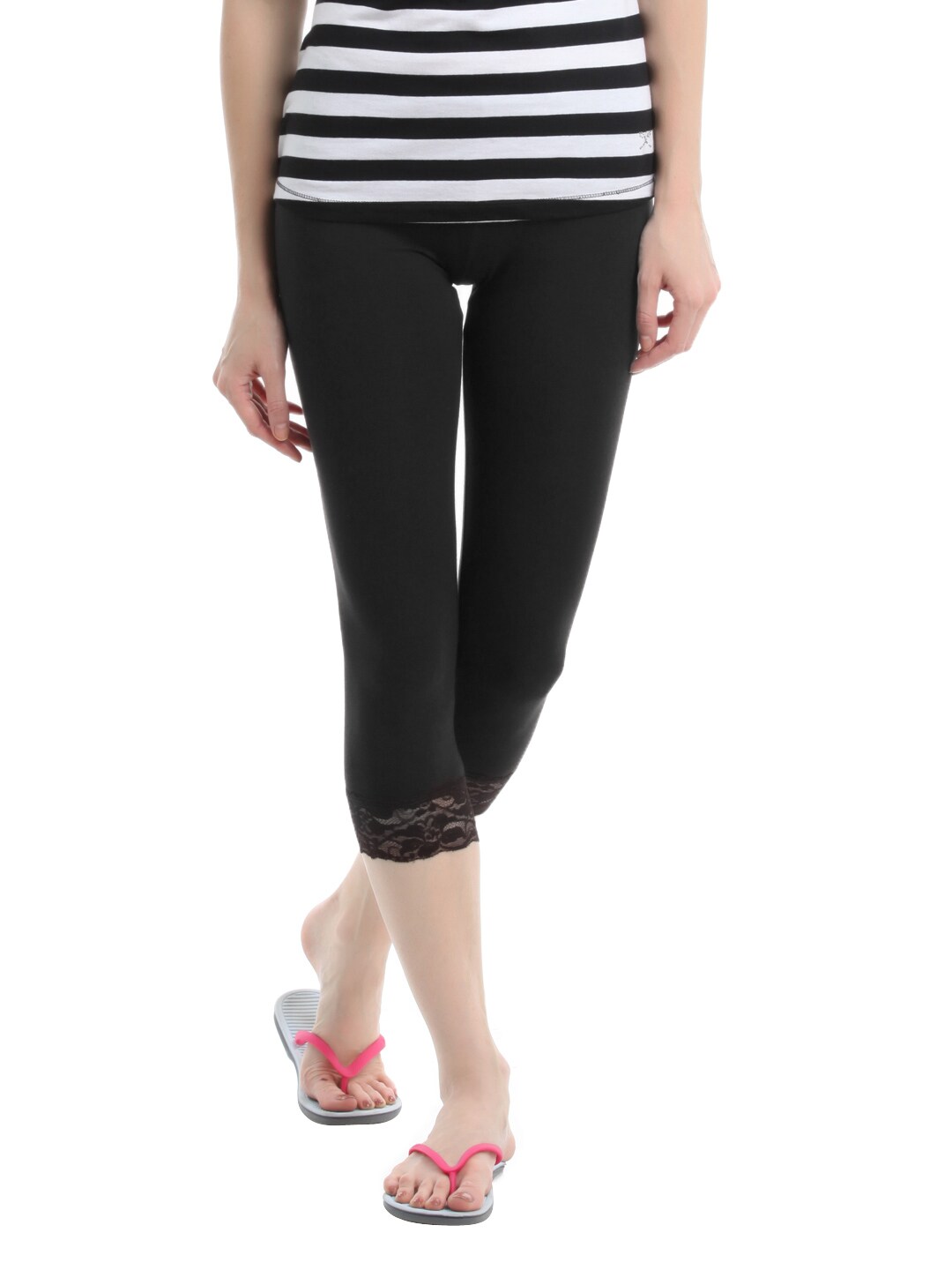 Hanes Women Black Comfortsoft Waistband Cotton - Stretch Lace Capri Leggings