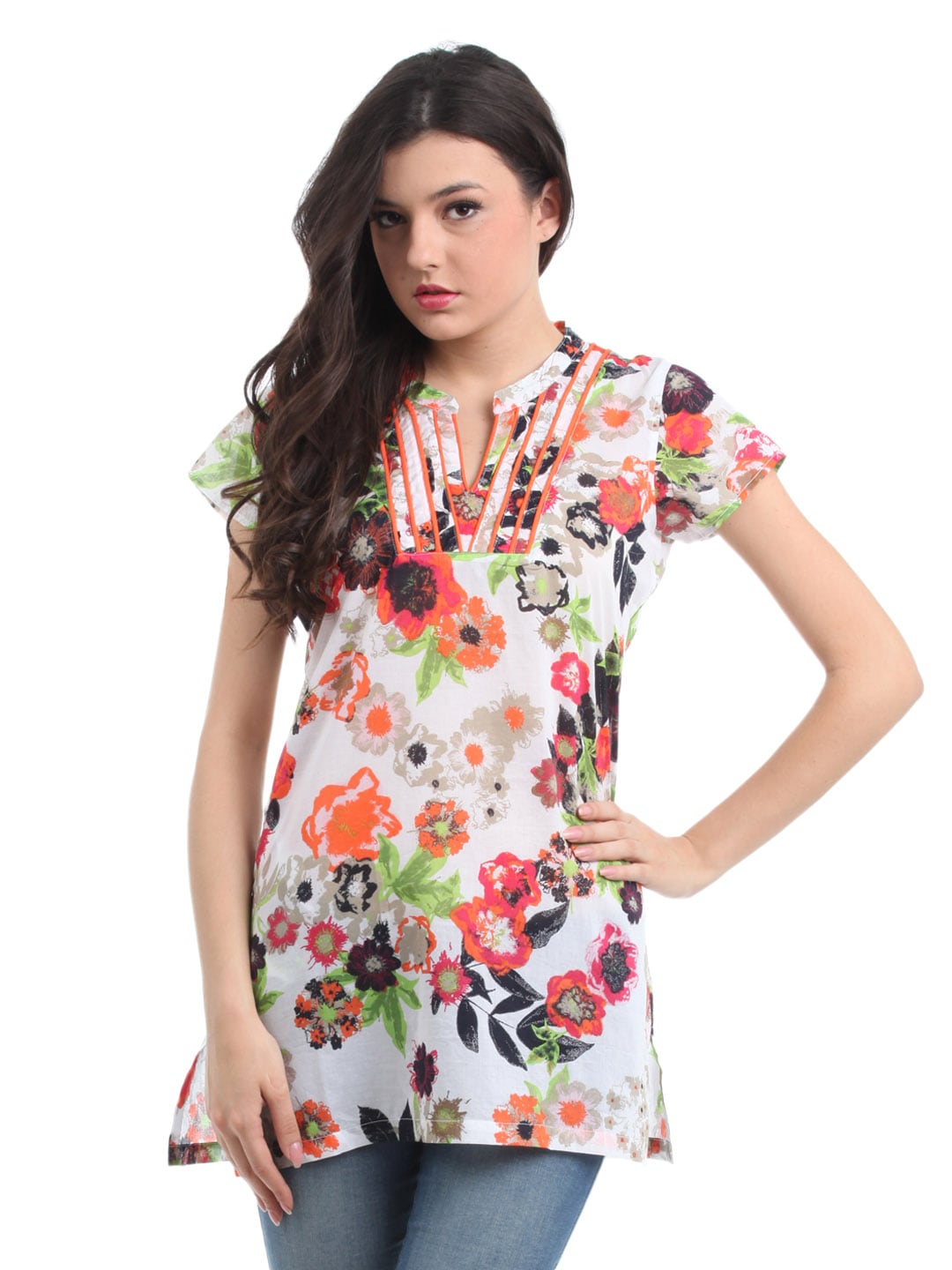 Myntra Women White Floral Printed Kurti