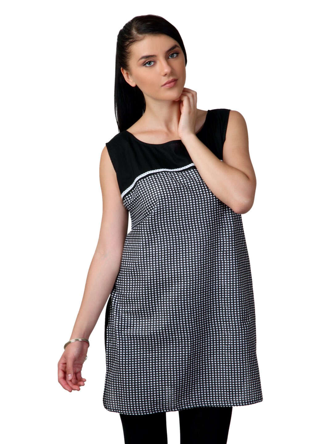 Shree Women Black and White Printed Kurta