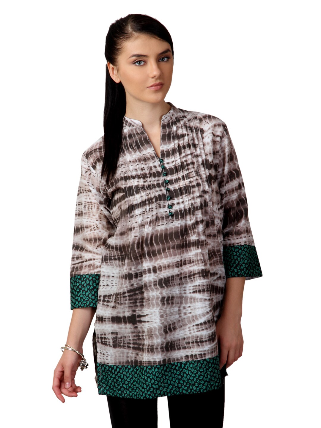 Shree Women Brown and White Printed Kurta