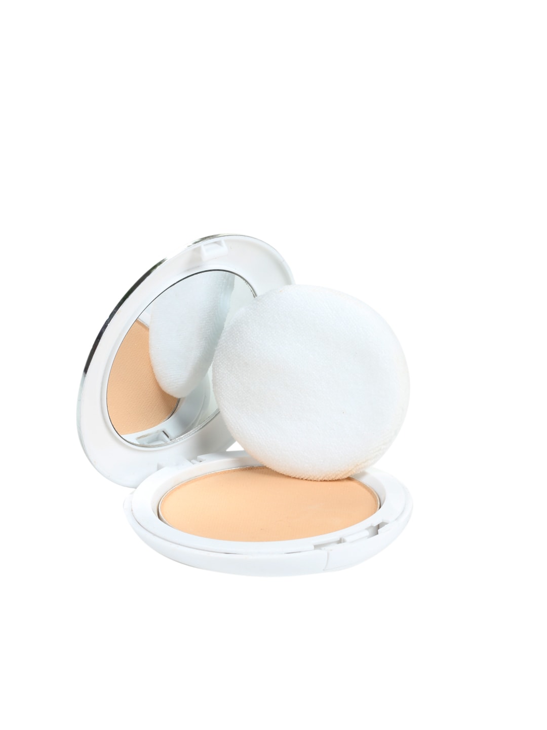 Streetwear Shine Divine Whitening Natural Compact
