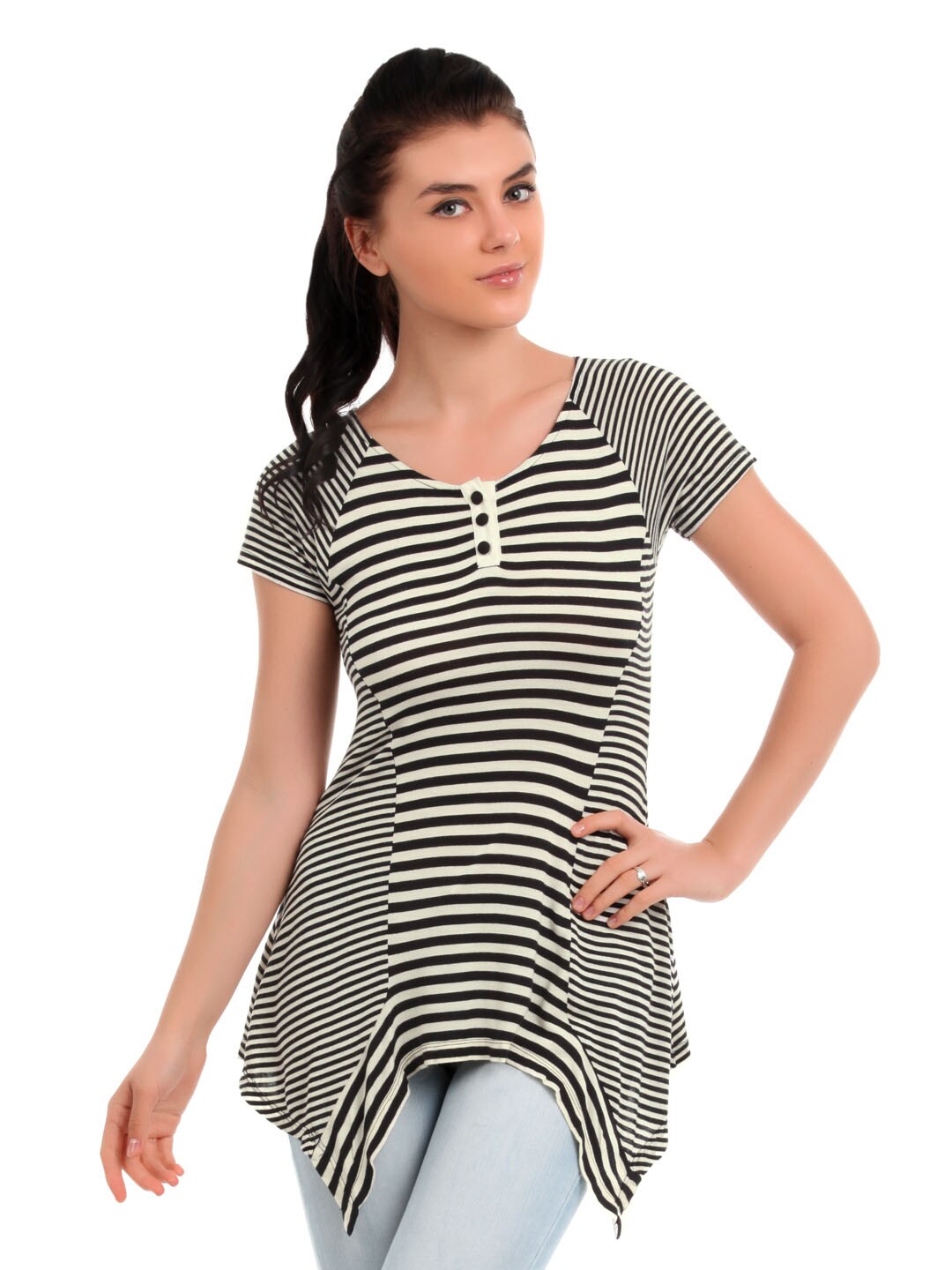 Latin Quarters Women Black & White Top