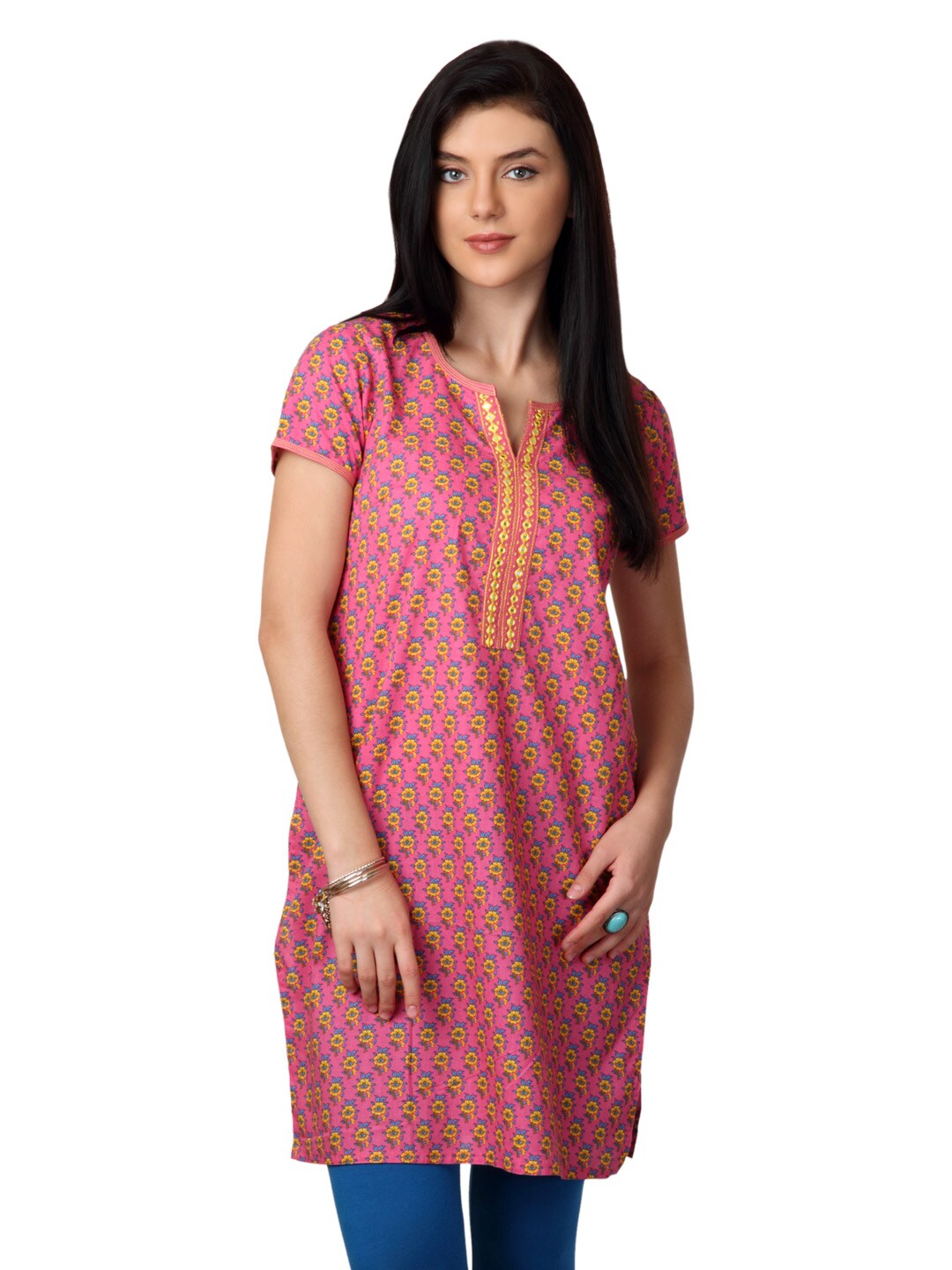 ALayna Women Pink Kurta