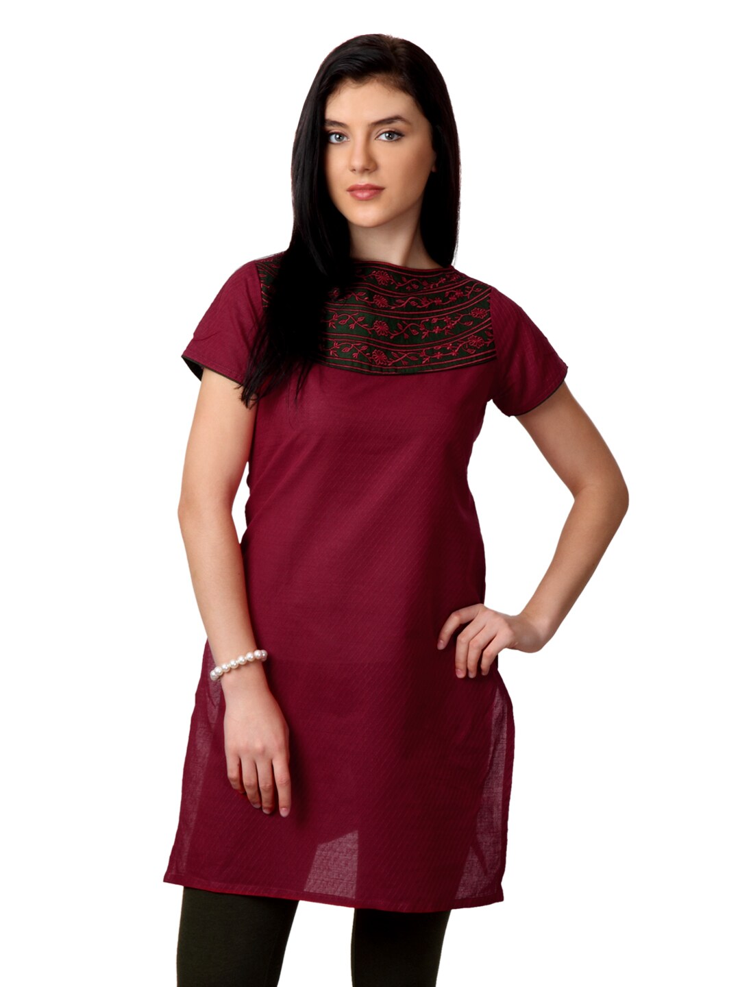 ALayna Women Red Kurta