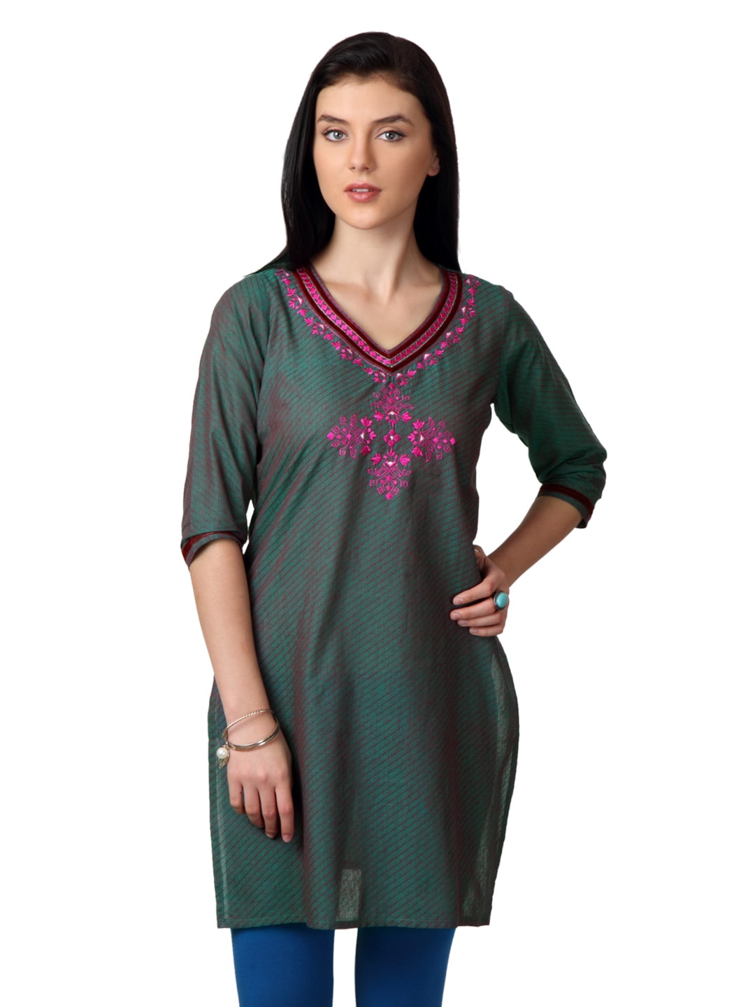 ALayna Women Green Kurta